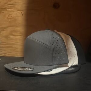 Snapback Hats 🧢